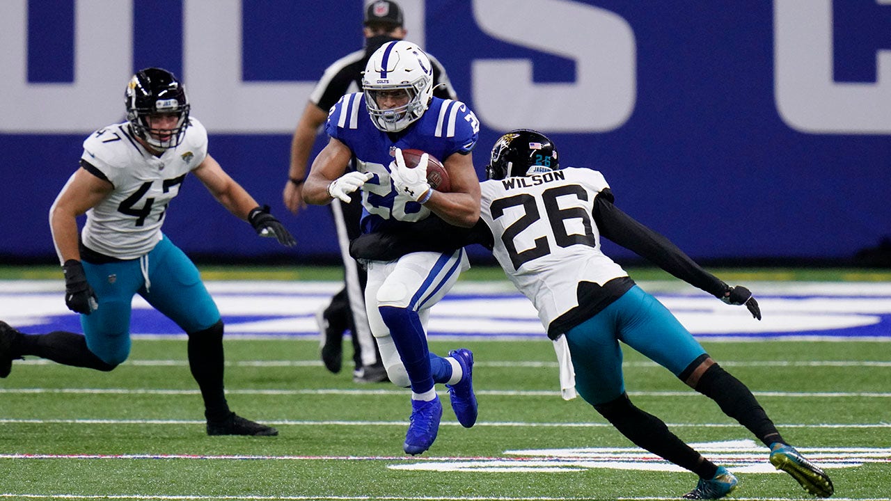 Jonathan Taylor's big game sends Colts back into playoffs for 1st time  since 2018