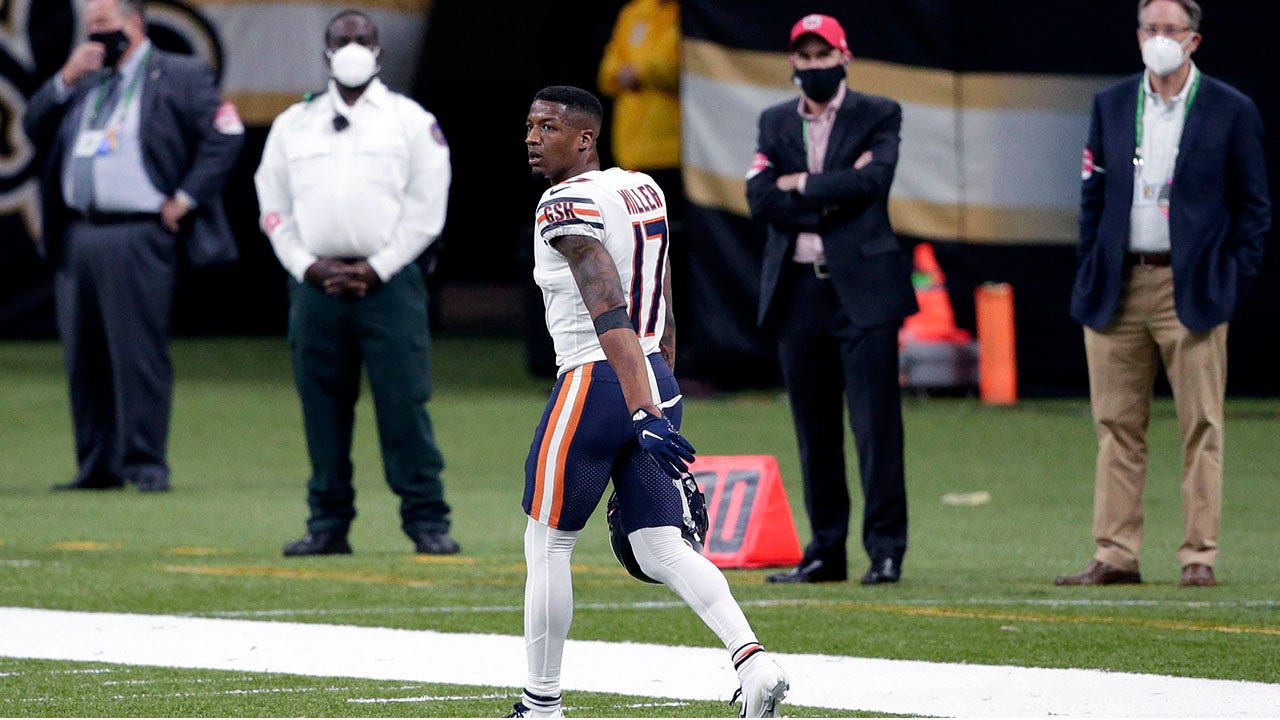 Bears’ Anthony Miller was sent off after a fight during the NFC wild-card game against the Saints