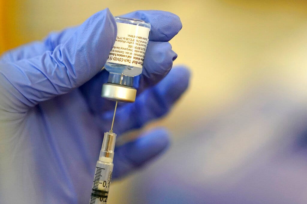 California Provinces Struggle with COVID-19 Vaccine Distribution Due to Deficiencies: Reports