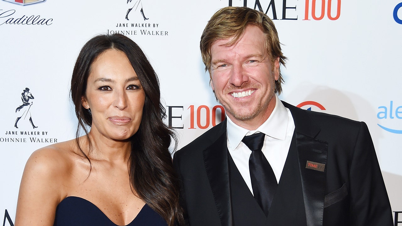 Chip and Joanna reveal a preview of ‘Fixer Upper: Welcome Home’