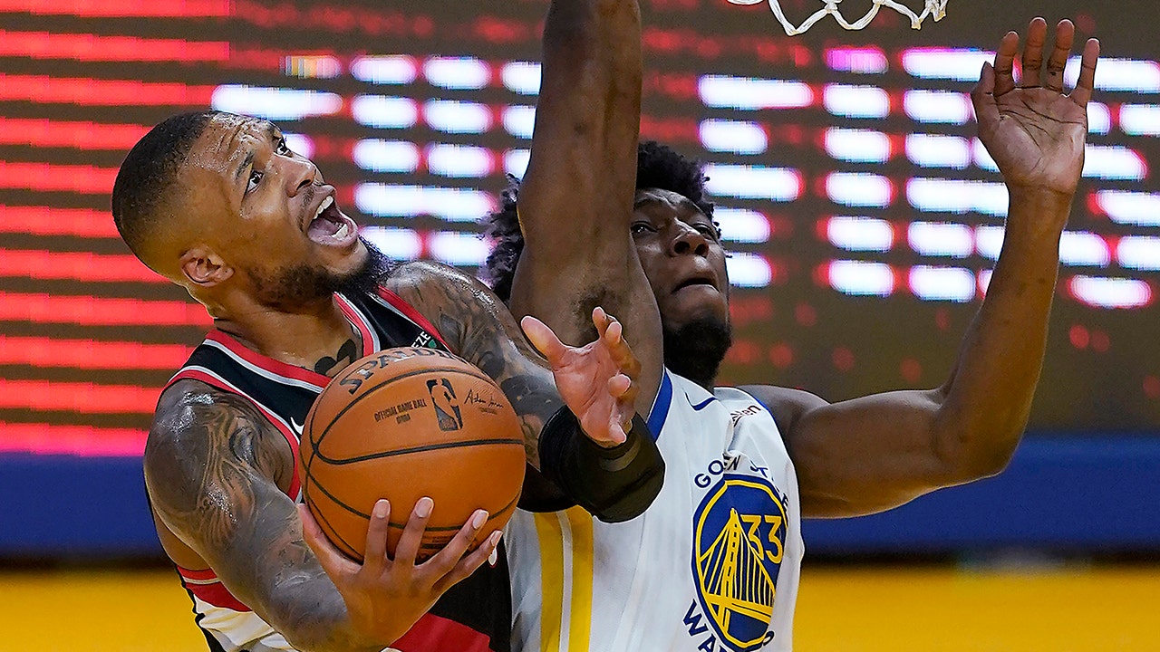 Damian Lillard reaches 15,000 points, Blazers beat Warriors