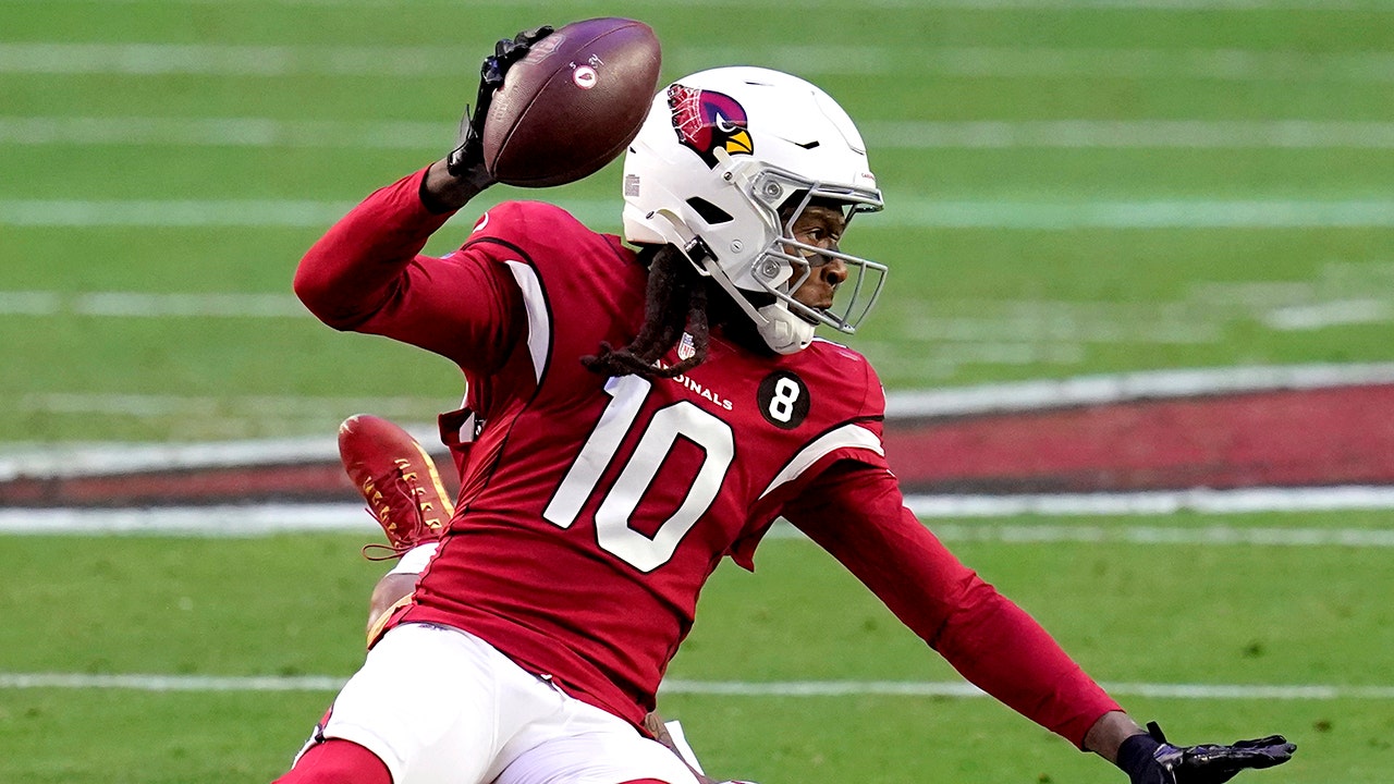 Cardinals’ DeAndre Hopkins fined more than $ 28,000 after cheating referees