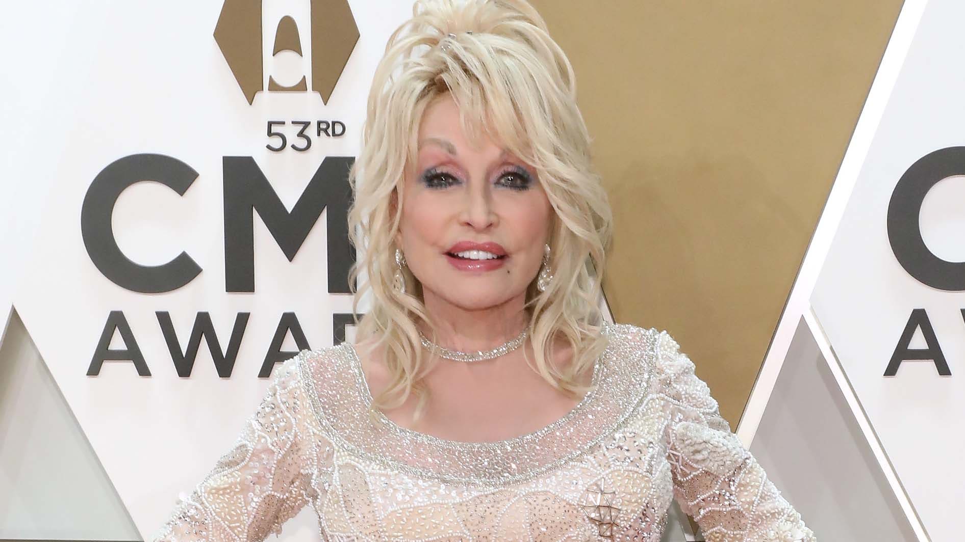 Dolly Parton statue on display at Tennessee Capitol