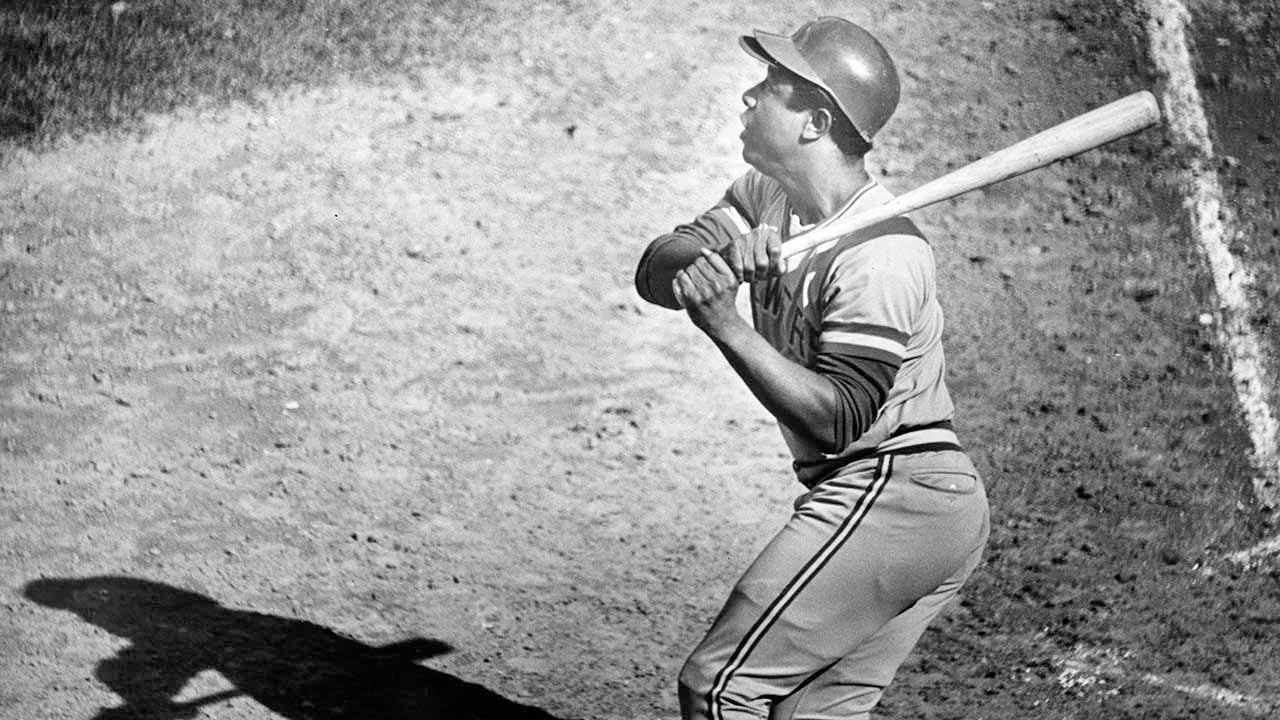 Atlanta Braves - Will Hank Aaron break Babe Ruth's Home
