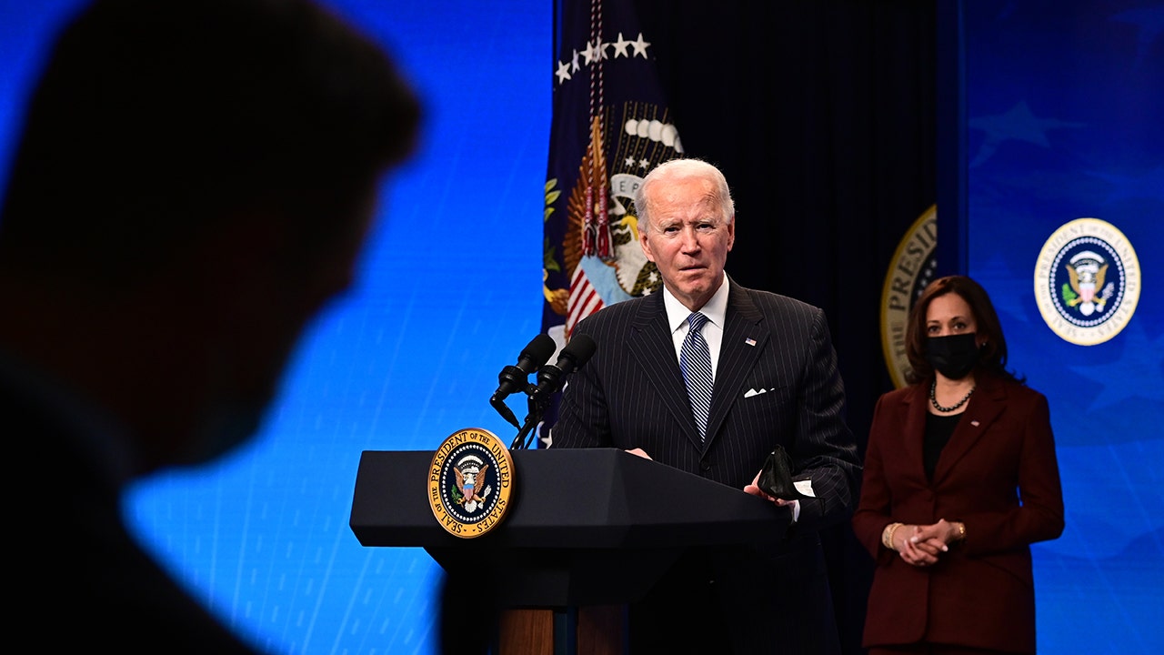 Biden takes questions from mostly preselected reporters at first