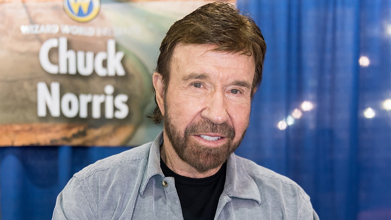 Chuck Norris talks about a viral photo of the US Capitol riot: ‘It wasn’t me and I wasn’t there’