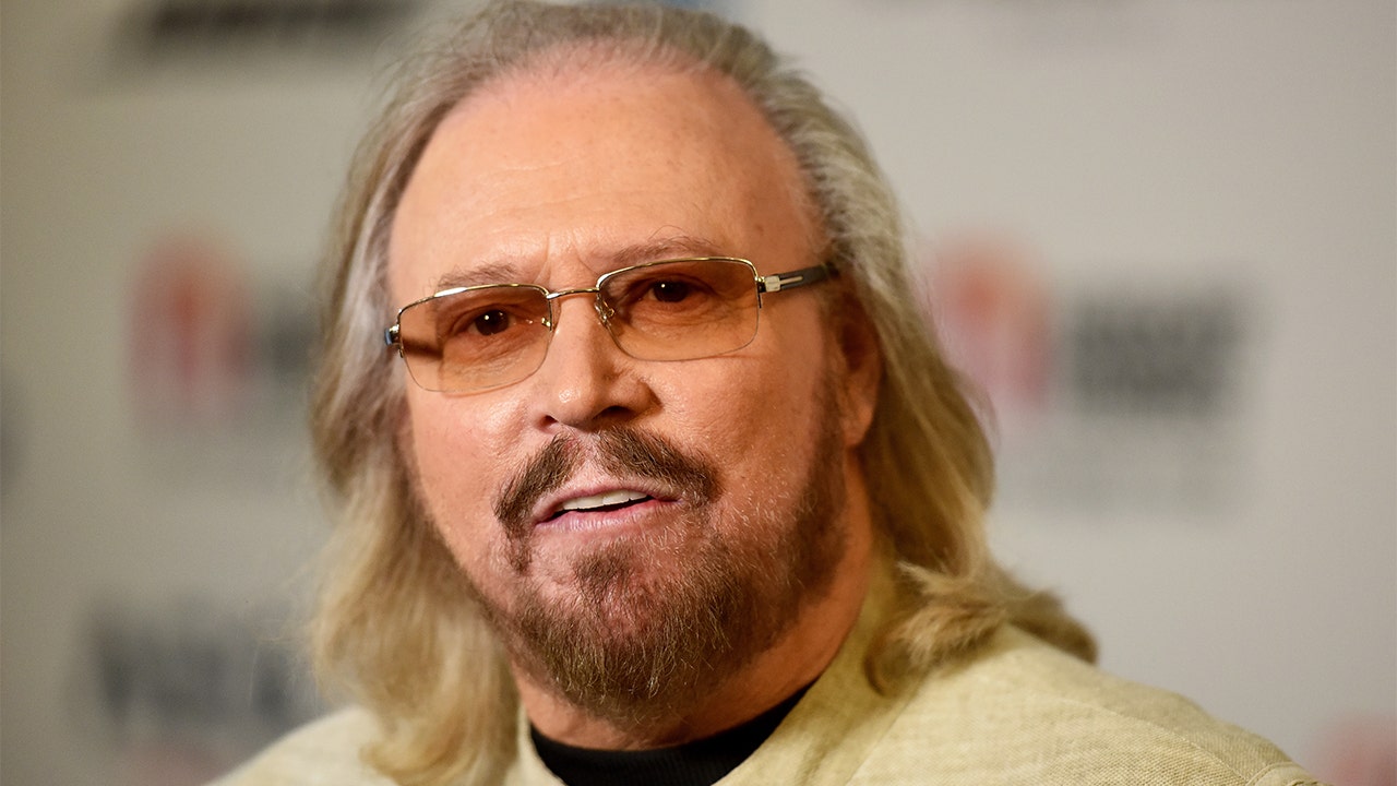 Barry Gibb, from Bee Gees, talks about going to the field with ‘Greenfields’: ‘You have to work hard to be accepted’