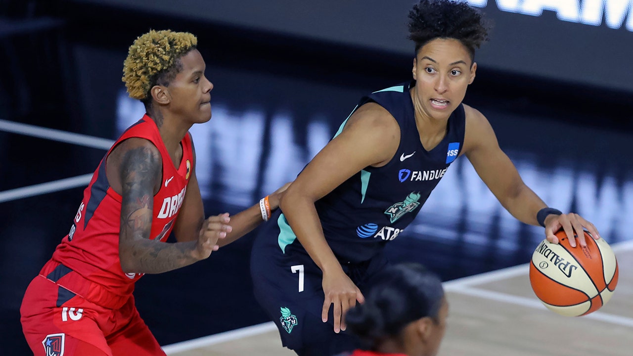 Layshia Clarendon of WNBA performs surgery to remove breasts