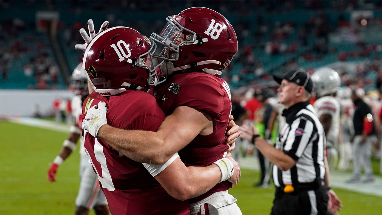 Alabama beats Ohio State for the national soccer title in college soccer, ending the season unbeaten