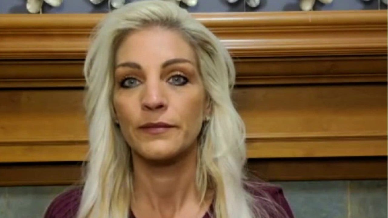 Minnesota bar owner faces lawsuit by state for defying