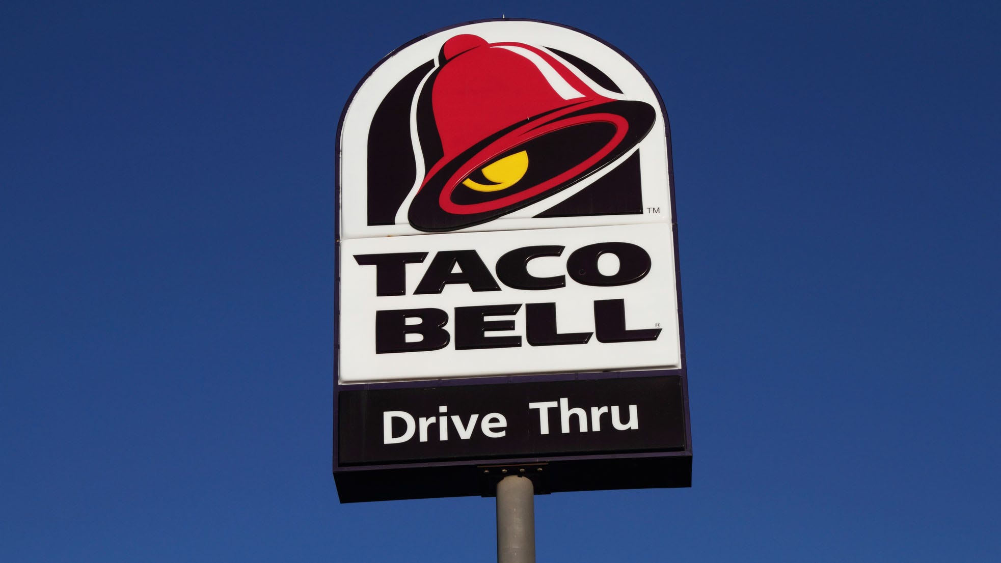 maryland-police-search-for-taco-bell-customer-who-plowed-car-into