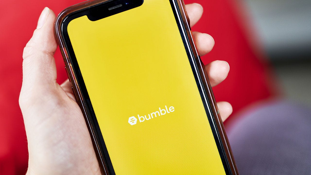 Clippers promote women-first dating app Bumble with new jersey patch