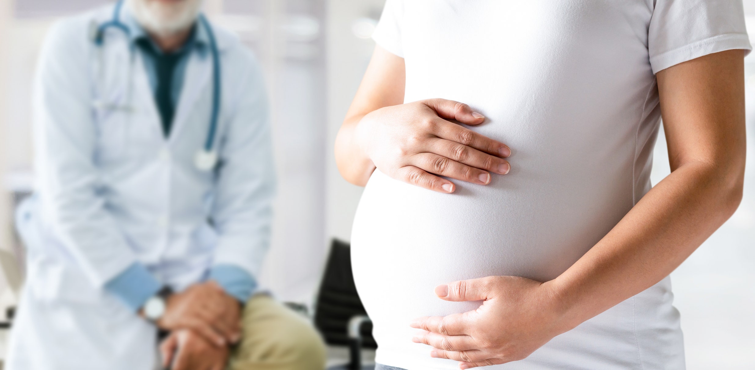 Moderna’s COVID-19 vaccine is now recommended for pregnant women