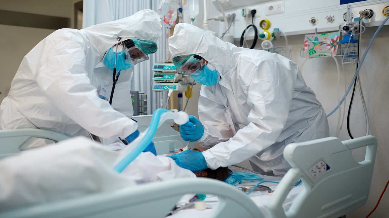 Amid coronavirus pandemic, UK researchers urge focus on ICU staff mental health: study
