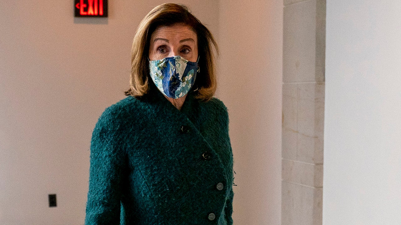 Pelosi must pay a fine she imposed after bypassing a metal detector