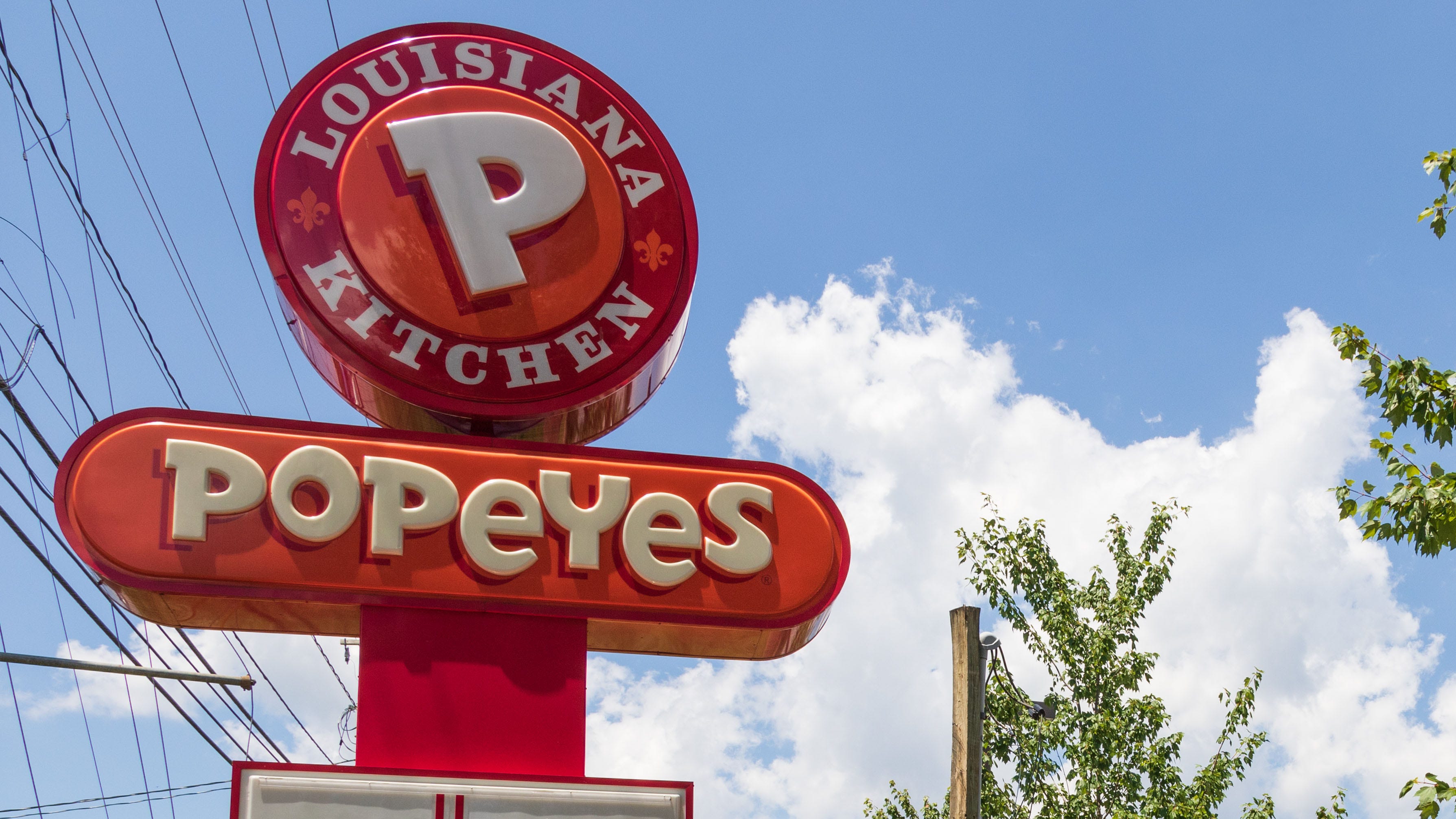 Massachusetts Popeyes employees attacked, restaurant damaged by customers over wrong orders: report