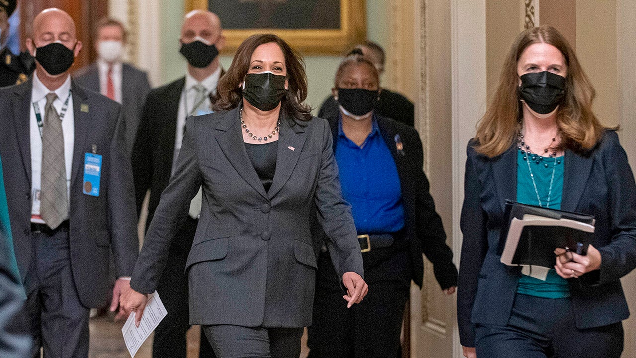 Silence on Cuomo continues for Kamala Harris, who crusaded against Brett Kavanaugh