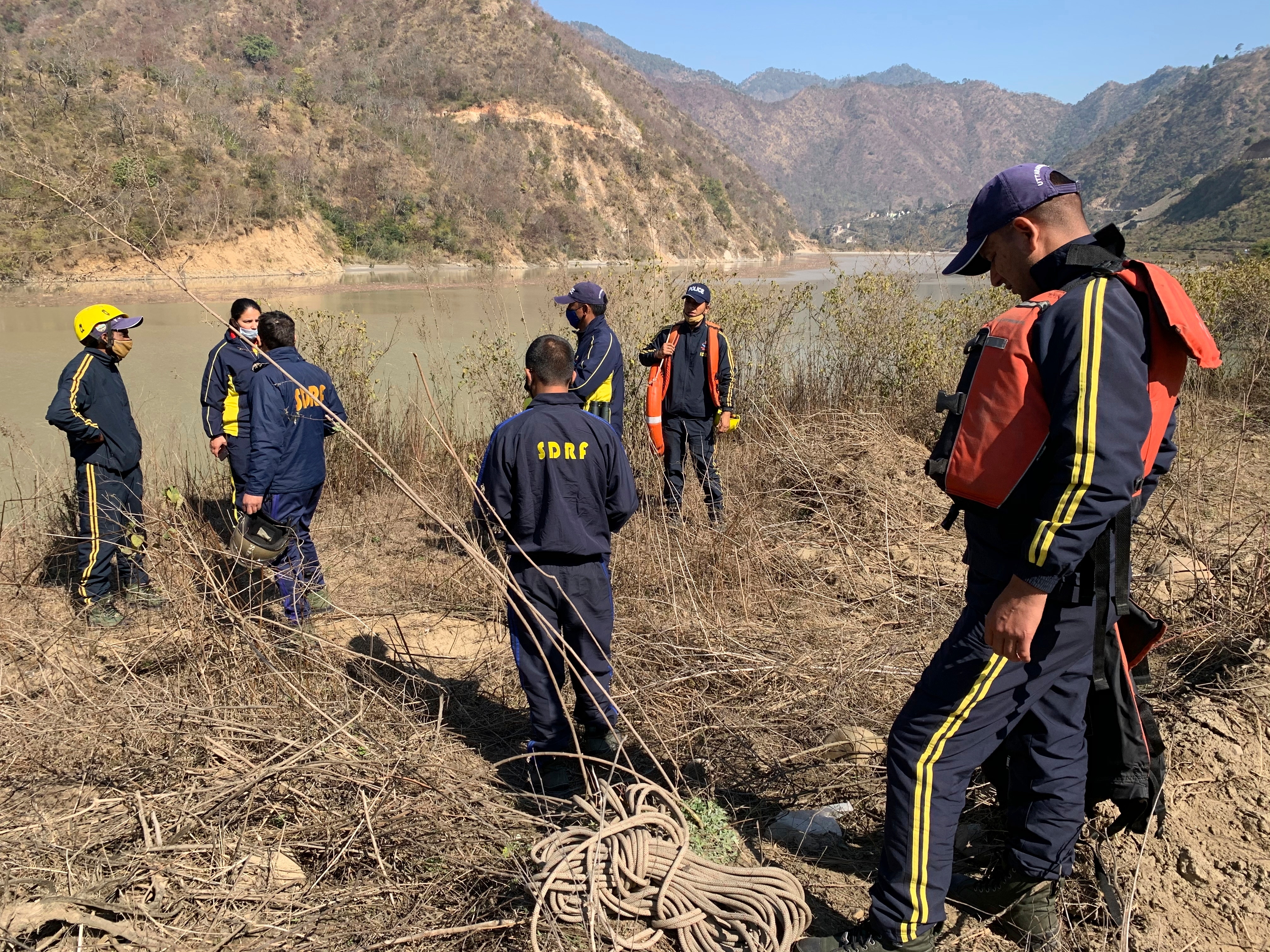 Rescuers in India digging for 37 trapped in glacier flood