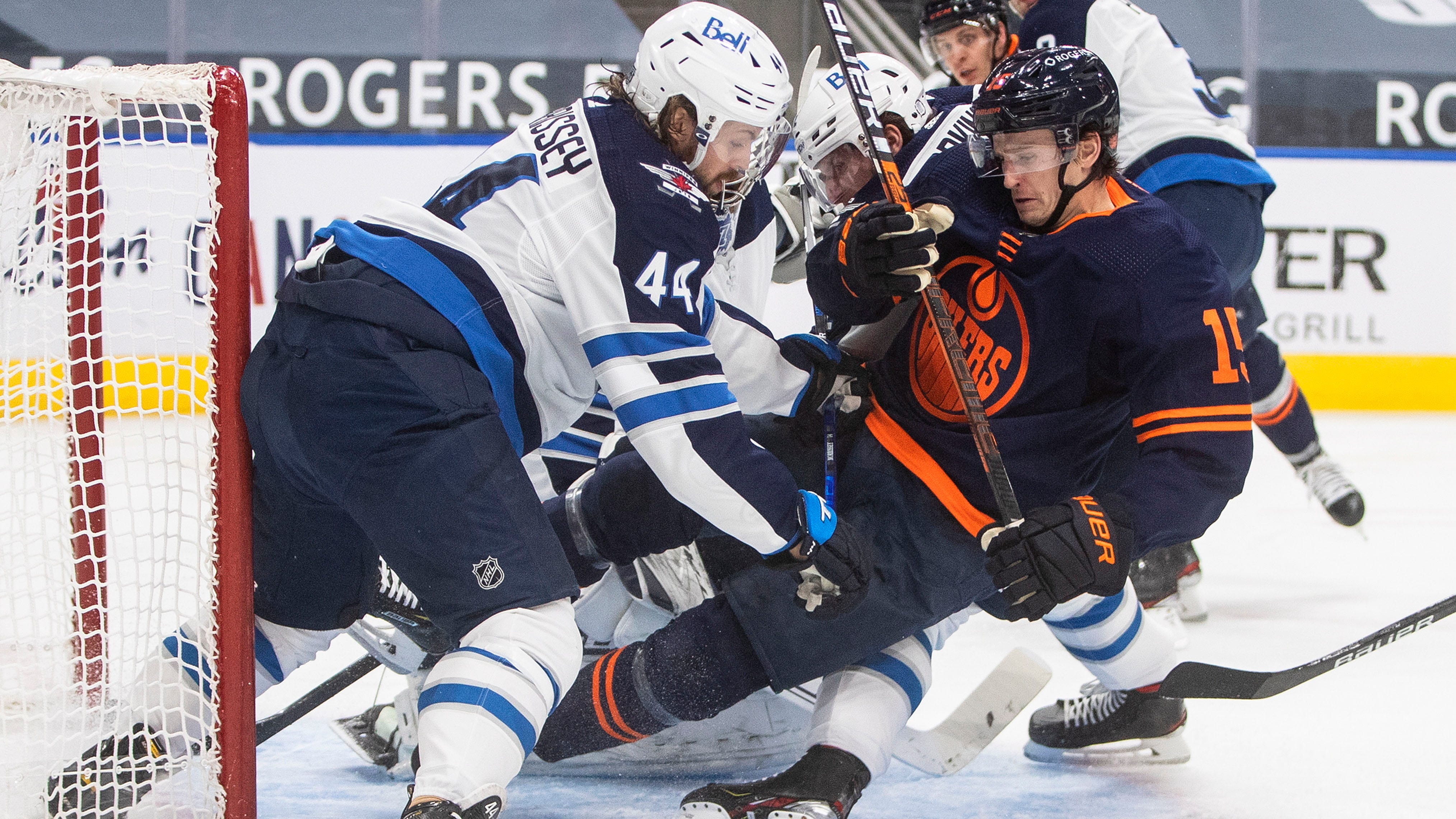 Wheeler's 3rd-period goal lifts Jets to 6-5 win over Oilers