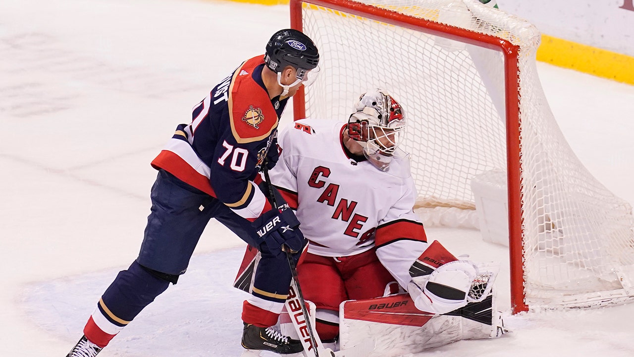 Necas' shootout goal lifts Hurricanes past Panthers 4-3