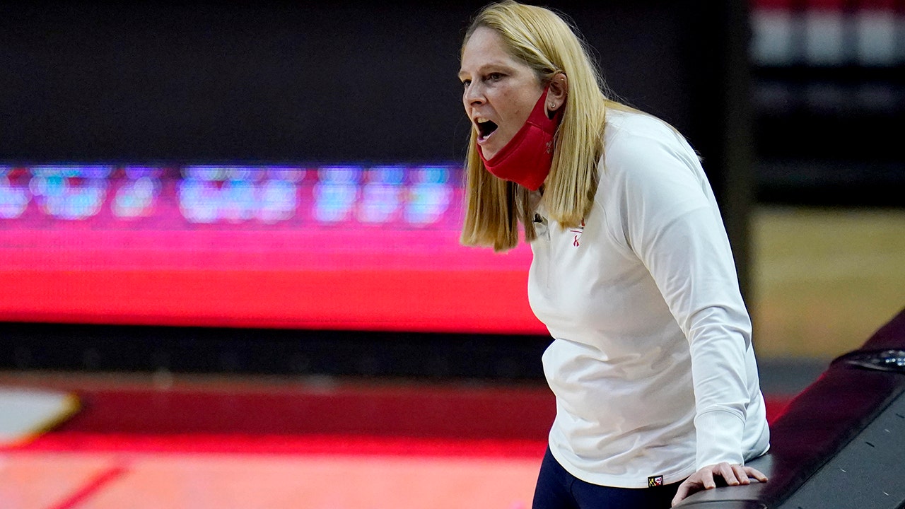 Frese earns win 499 as No. 10 Maryland women rout Wisconsin