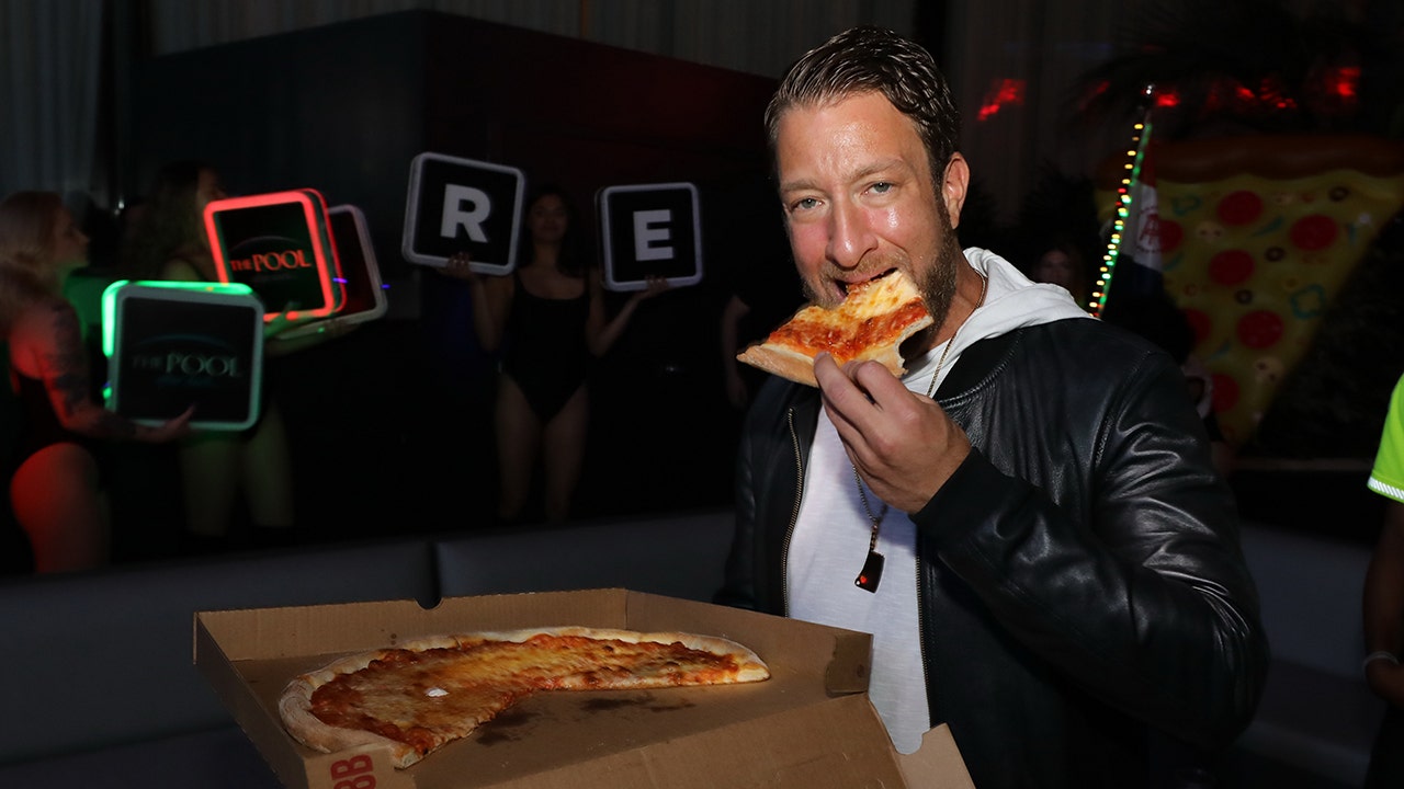 Barstool Sports CEO Rates Papa's Pizza in Milford, 'Where Are We?