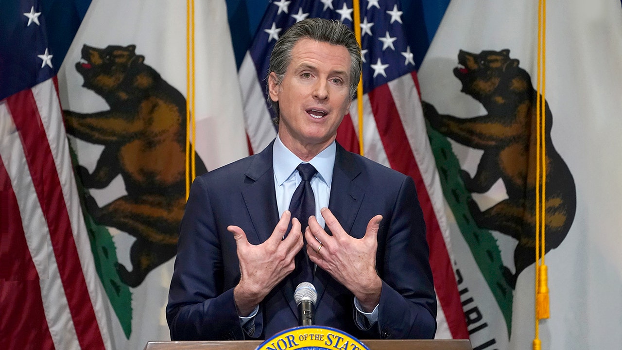Democrats roll out coordinated effort to save Newsom from recall effort as D-Day approaches