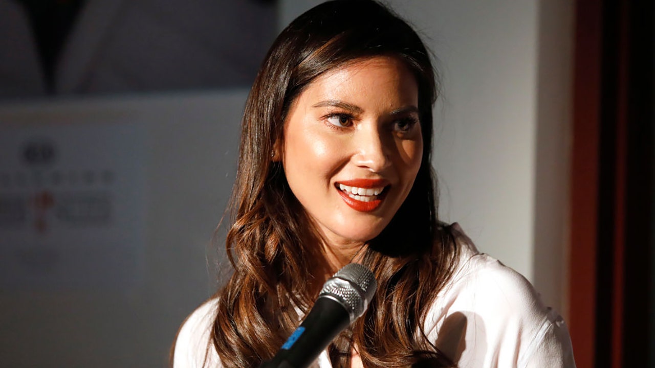 Olivia Munn says friend’s Asian mother attacked in New York City
