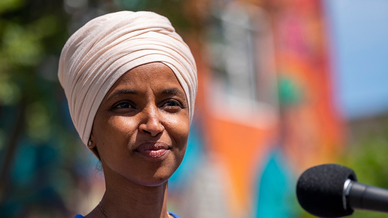 Rep. Ilhan Omar visits Texas border shelter with Dem delegation, compares herself to migrant children