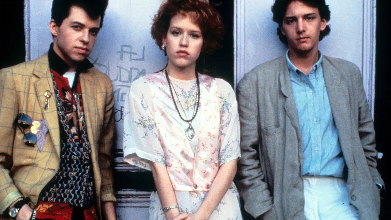 ‘Pretty in Pink’ director says he ‘pretty much groveled’ for Molly Ringwald to join the cast