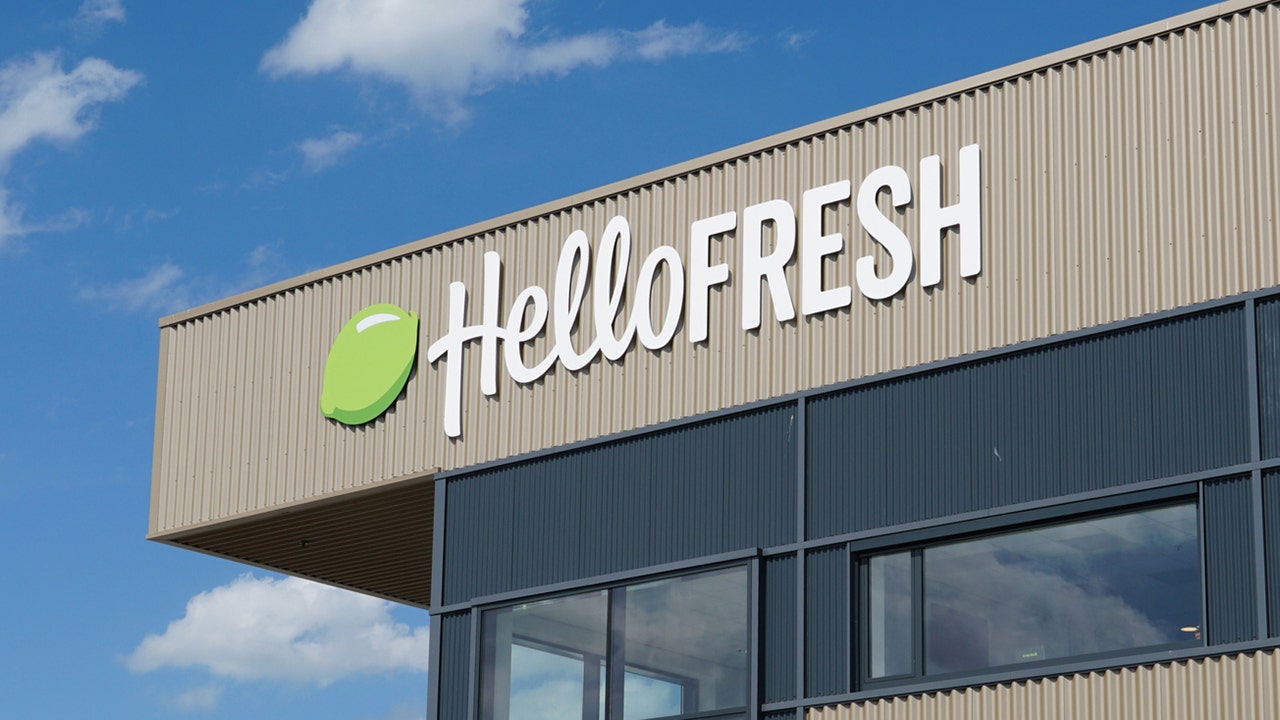 HelloFresh apologizes to customer who allegedly found bottle of urine included with meal kit