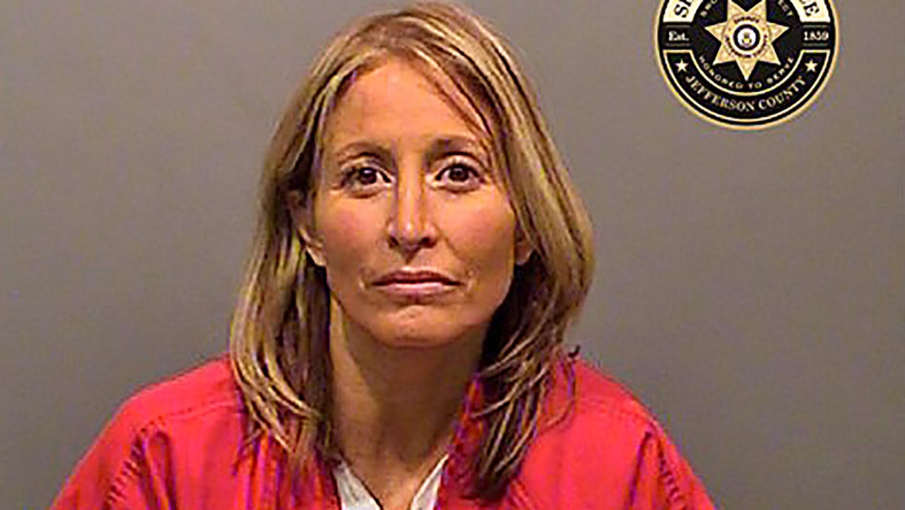 Colorado lawyer accused of murder-for-hire plot against estranged husband's gal pal sentenced to 10 years
