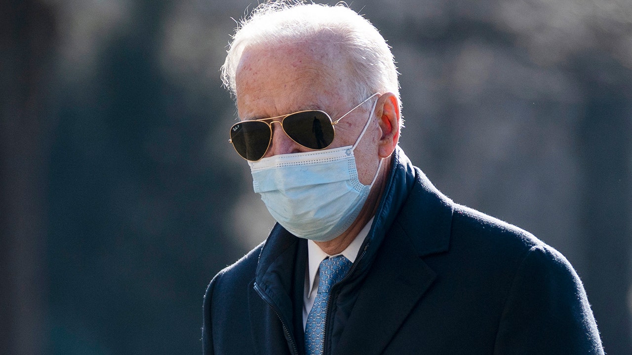 White House blames wind for Biden stumbles boarding Air Force One