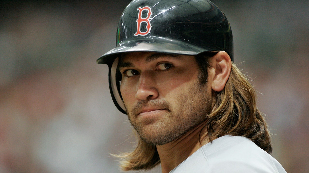 Former MLB star Johnny Damon is arrested in Florida on DUI charges, police said
