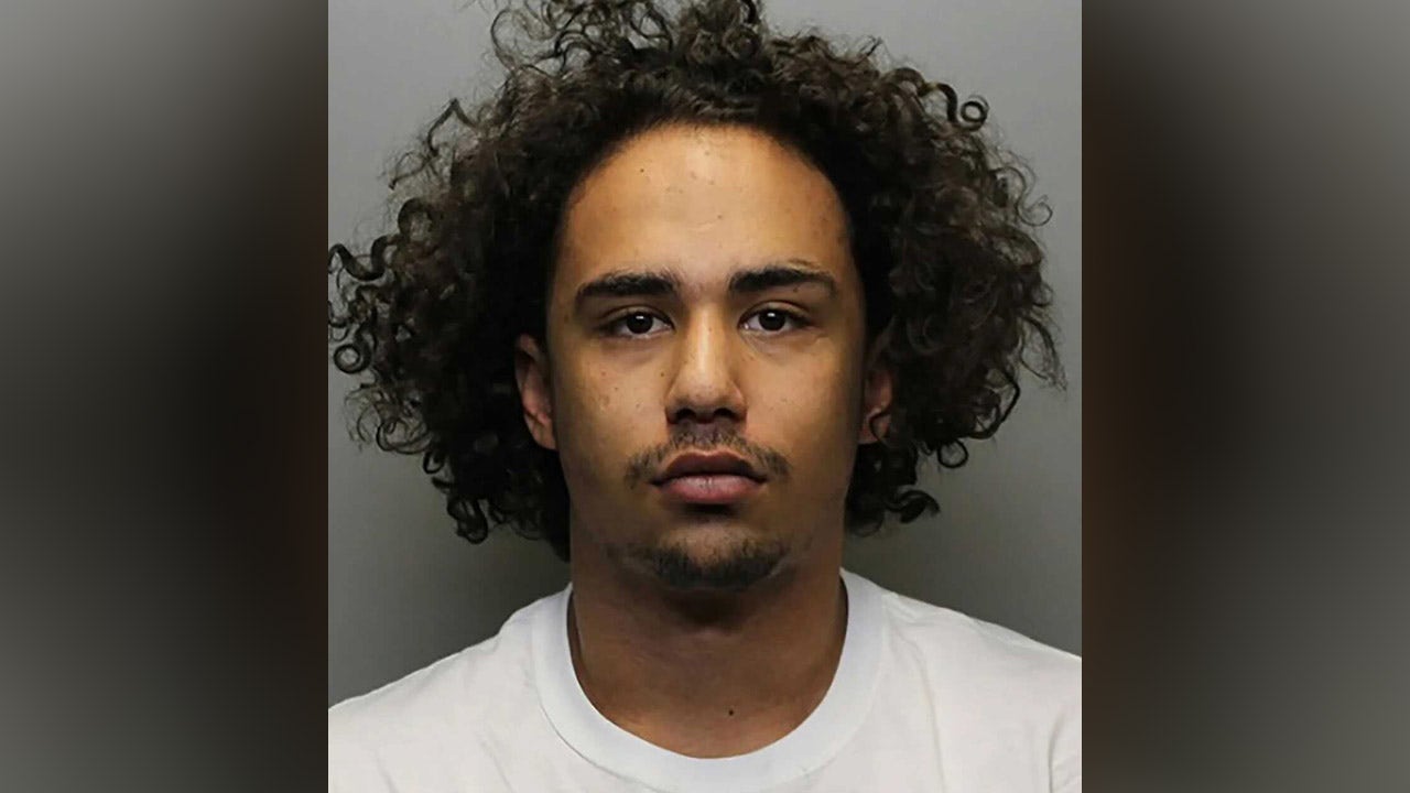 Colorado man accused of murdering ex-girlfriend, 18, had violent criminal past, records show