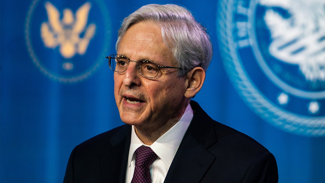 Bipartisan group of former judges back Merrick Garland confirmation as attorney general