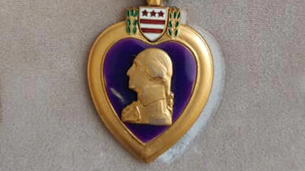 Arizona woman returns 1950s Purple Heart to man's family after finding it at thrift store