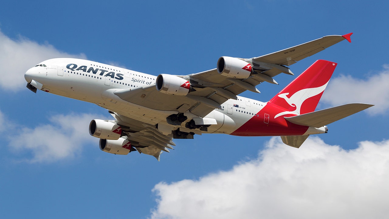 Australian airline Qantas 'disturbed' by reports of gangs infiltration, drug trafficking