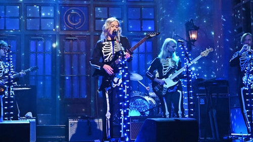 Phoebe Bridgers breaking her guitar on ‘SNL’ yelled, ‘That seemed extra’