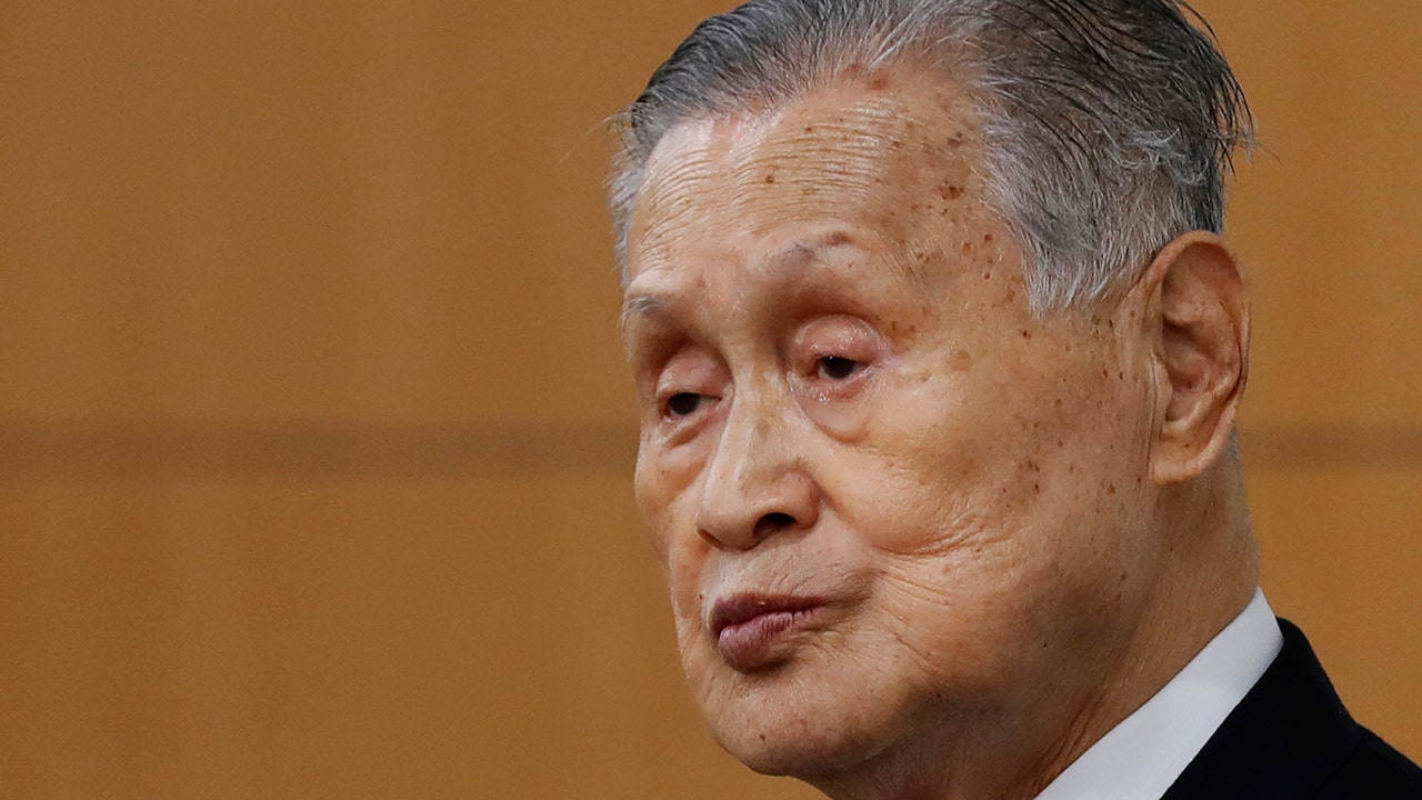 Tokyo Olympic president lashes out over sexist remarks and apologizes
