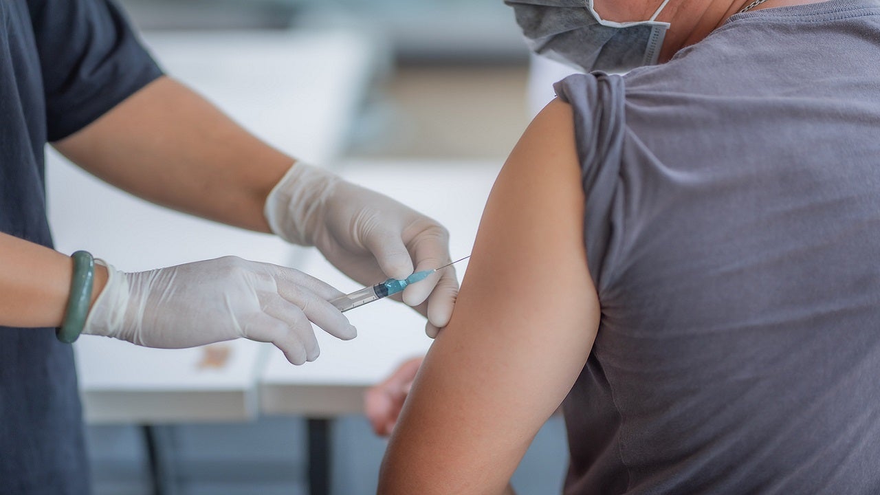 Some Oakland, California residents have warned wrongly about vaccine overdose: report