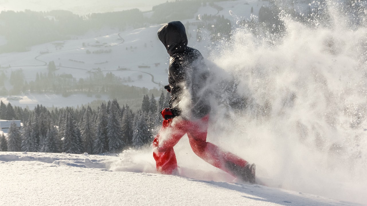 Finnish runners wear only socks in deep snow for alternative fitness trend