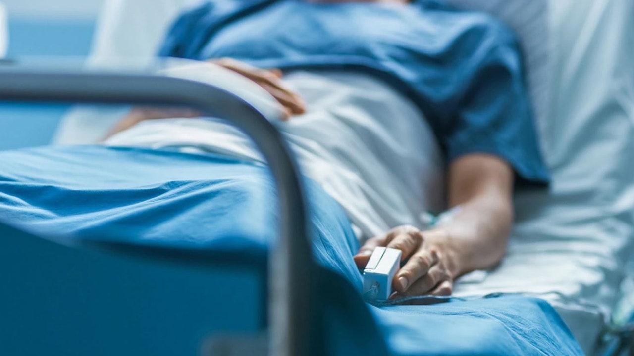 Man wakes up from 11-month coma, while family ponders how to explain pandemic to him: report