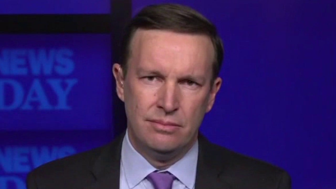 Sen Murphy: ‘We have a constitutional responsibility’ to hold Trump’s trial
