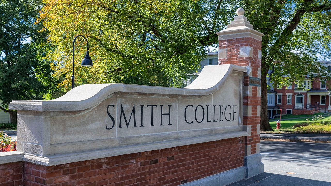 Jodi Shaw says Smith College students called police on her during weekend visit