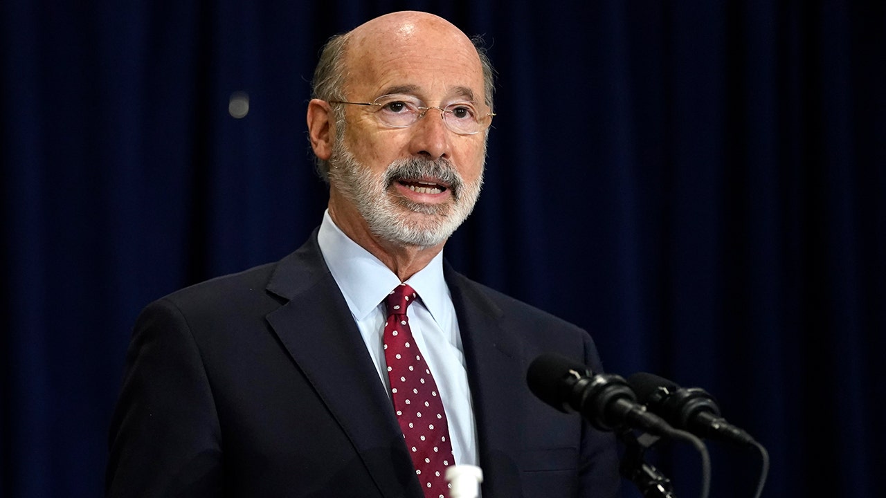 Pennsylvania Gov. Wolf: Migrant flights only 'passed through' Scranton 'en route to their final destination'