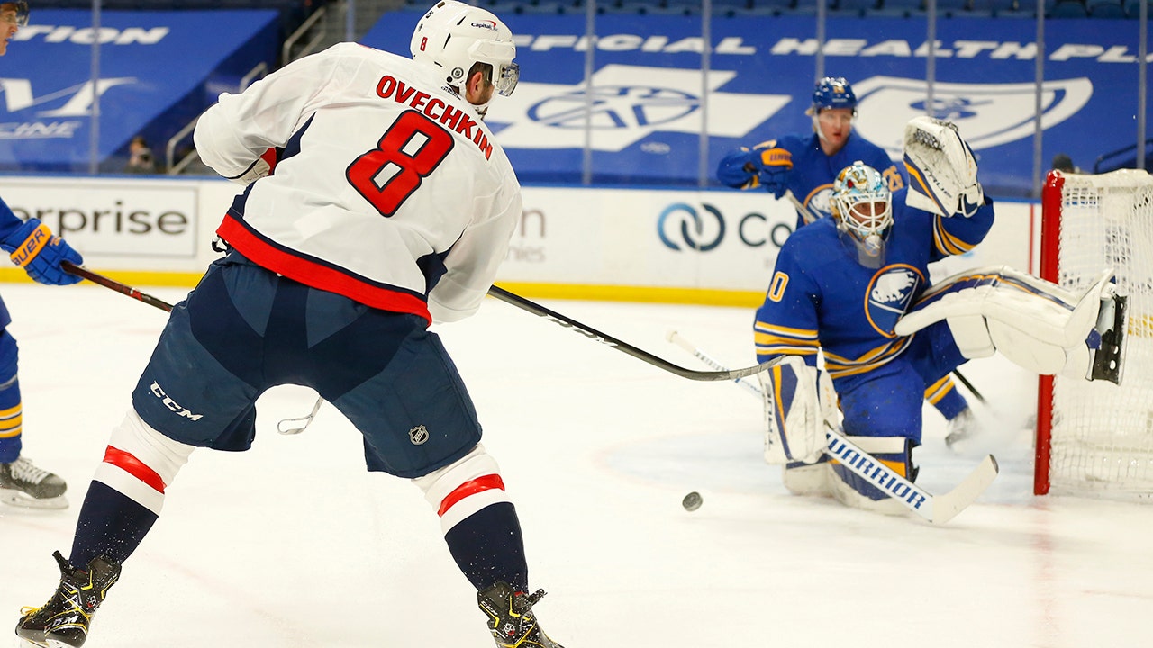 Ovechkin matches Esposito with 717th goal; Caps rout Sabres