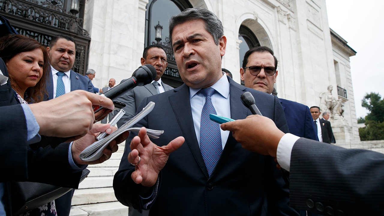US prosecutors allege Honduras president helped move drugs
