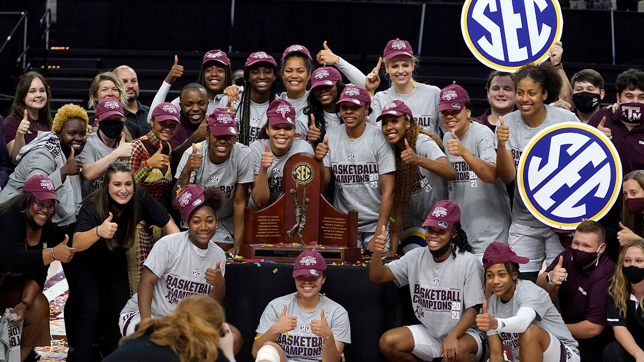 Aggies reach best-ever ranking of No. 2 in women's AP Top 25