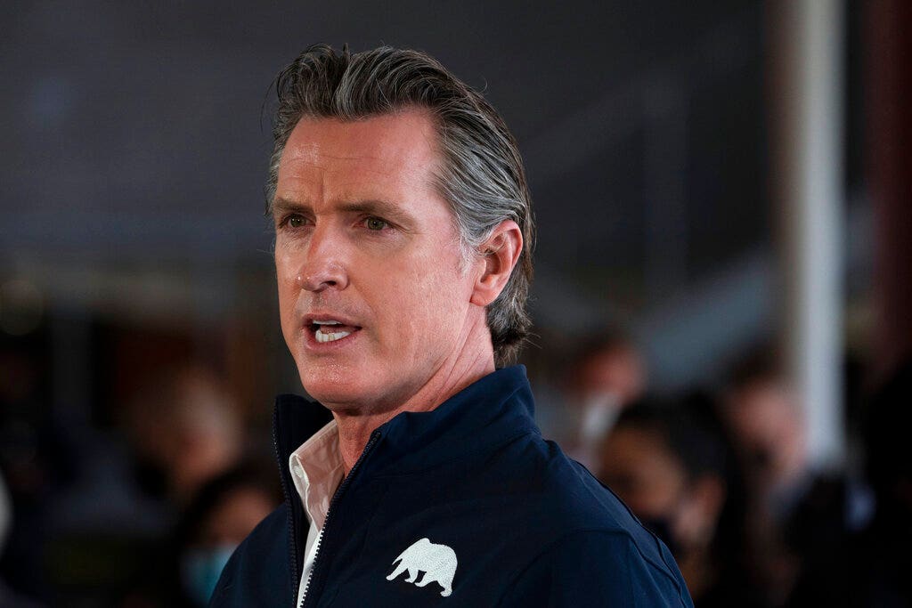 Newsom tells CNN he’s a ‘Zoom school’ parent – though his kids returned to private classes months ago: report